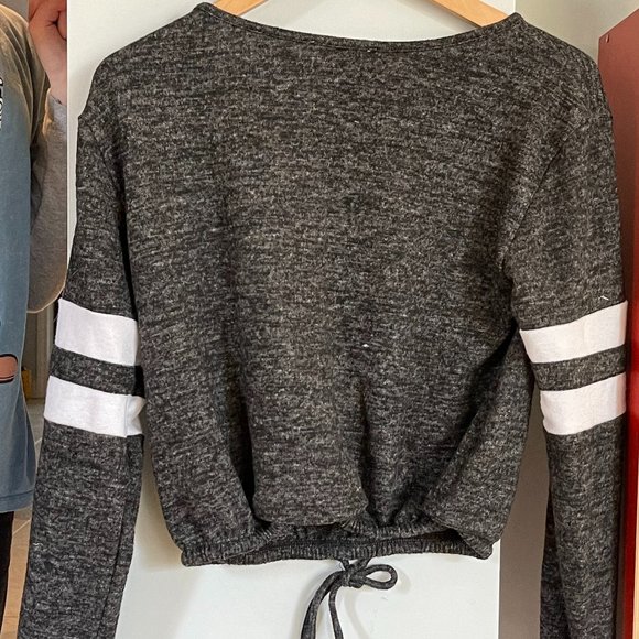 Athletic crop top - Picture 2 of 4